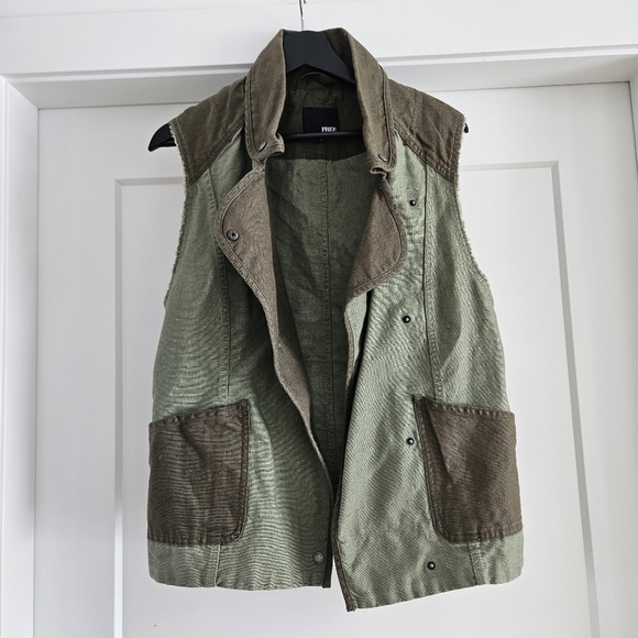Aritzia Jackets & Blazers - Aritzia Wilfred Free Army Green Linen Vest Small Oversized